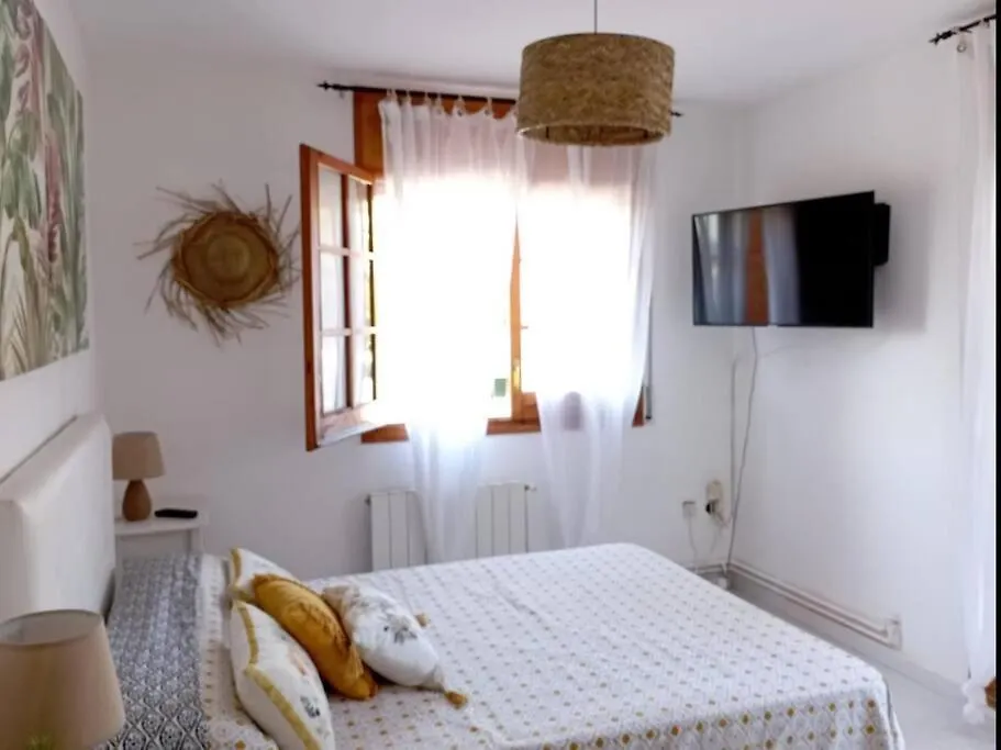 Casa En Castelldefels A 5 Min De La Playa 빌라 0*,