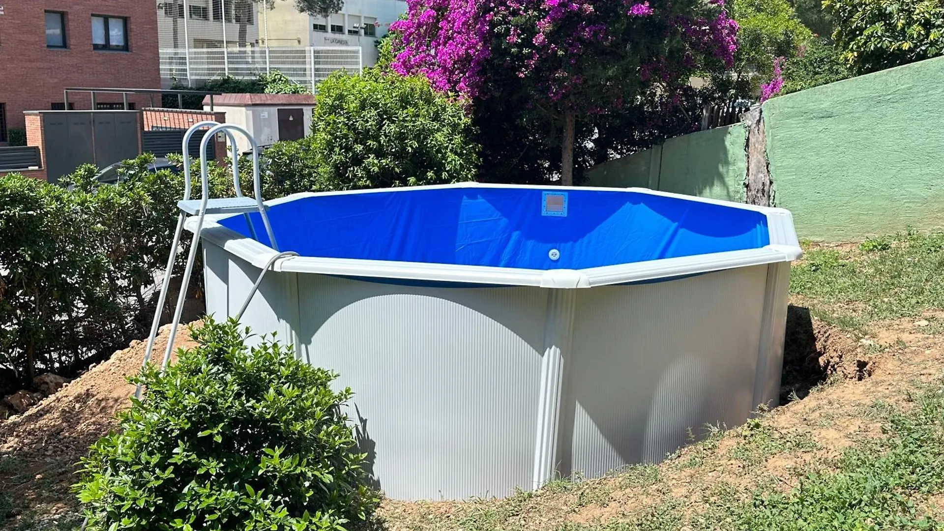 Casa En Castelldefels A 5 Min De La Playa 빌라 펜션